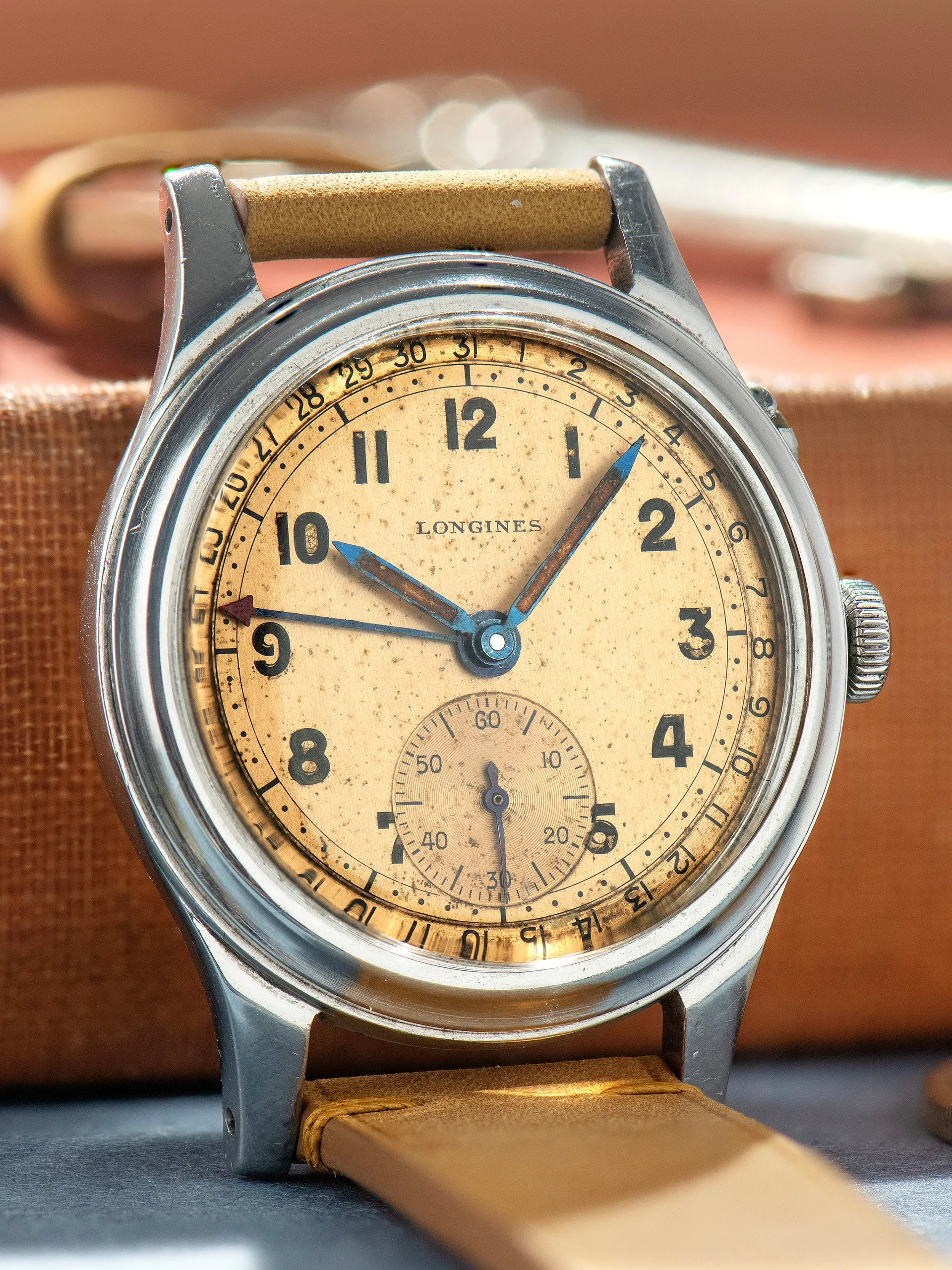 1945 Longines 'Pointer Date' (Ref. 5412) Salmon Dial