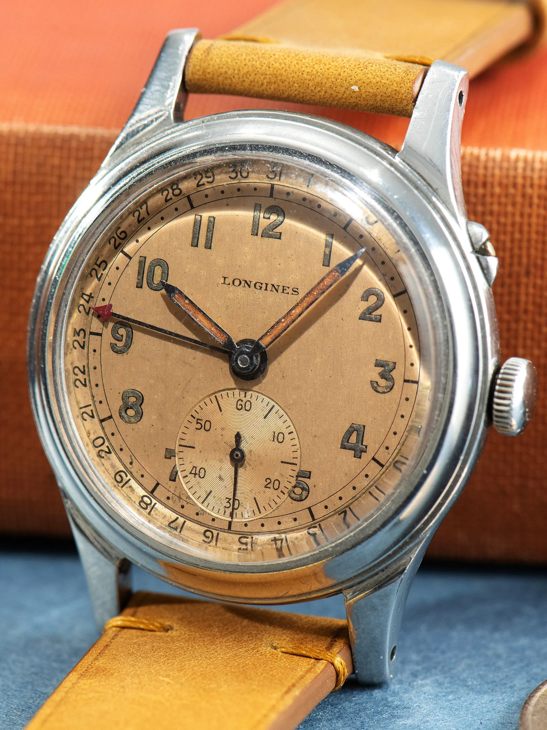 1945 Longines 'Pointer Date' (Ref. 5412) Salmon Dial