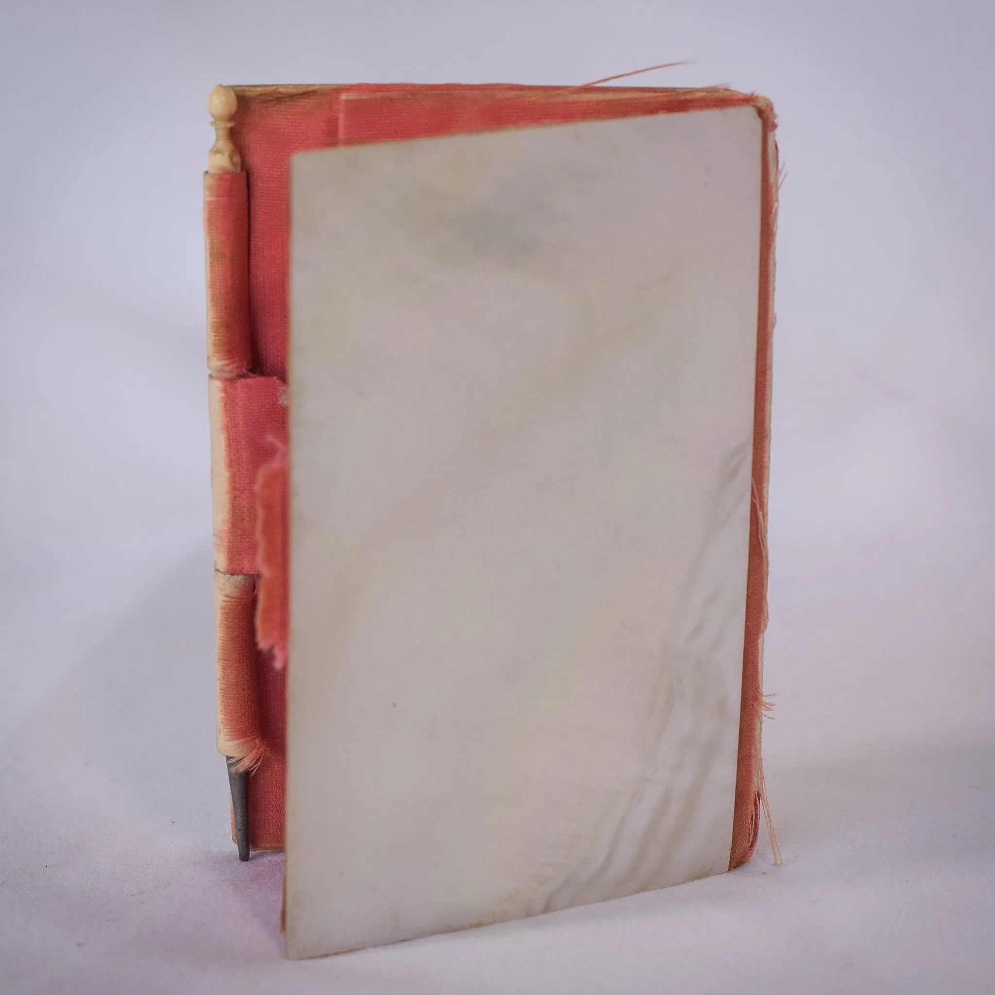 Antique - Pearl Book Cover