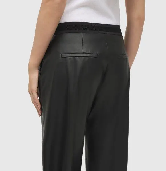 CHIARA SMART CROPPED FAUX LEATHER PANT - BLACK