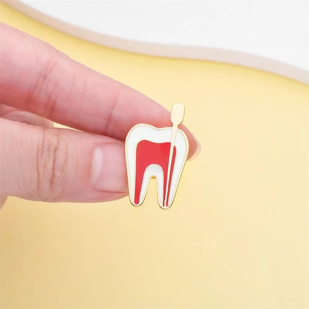 Dentist enamel pins Medical Cute Tooth Shape Brooch Zinc Alloy Gold Color Pin Dentist Nurse Enamel Badge Women Gift