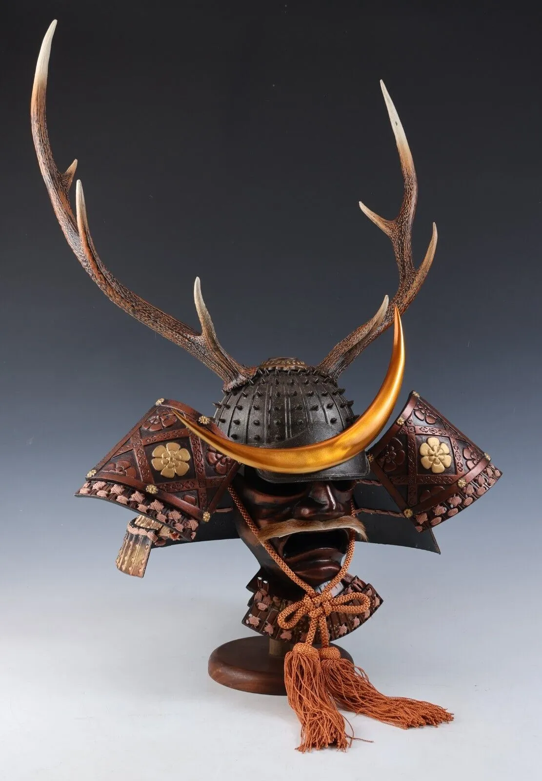 Largest Size Samurai Helmet -Great Shikanosuke Kabuto- with a Mask Very Rare