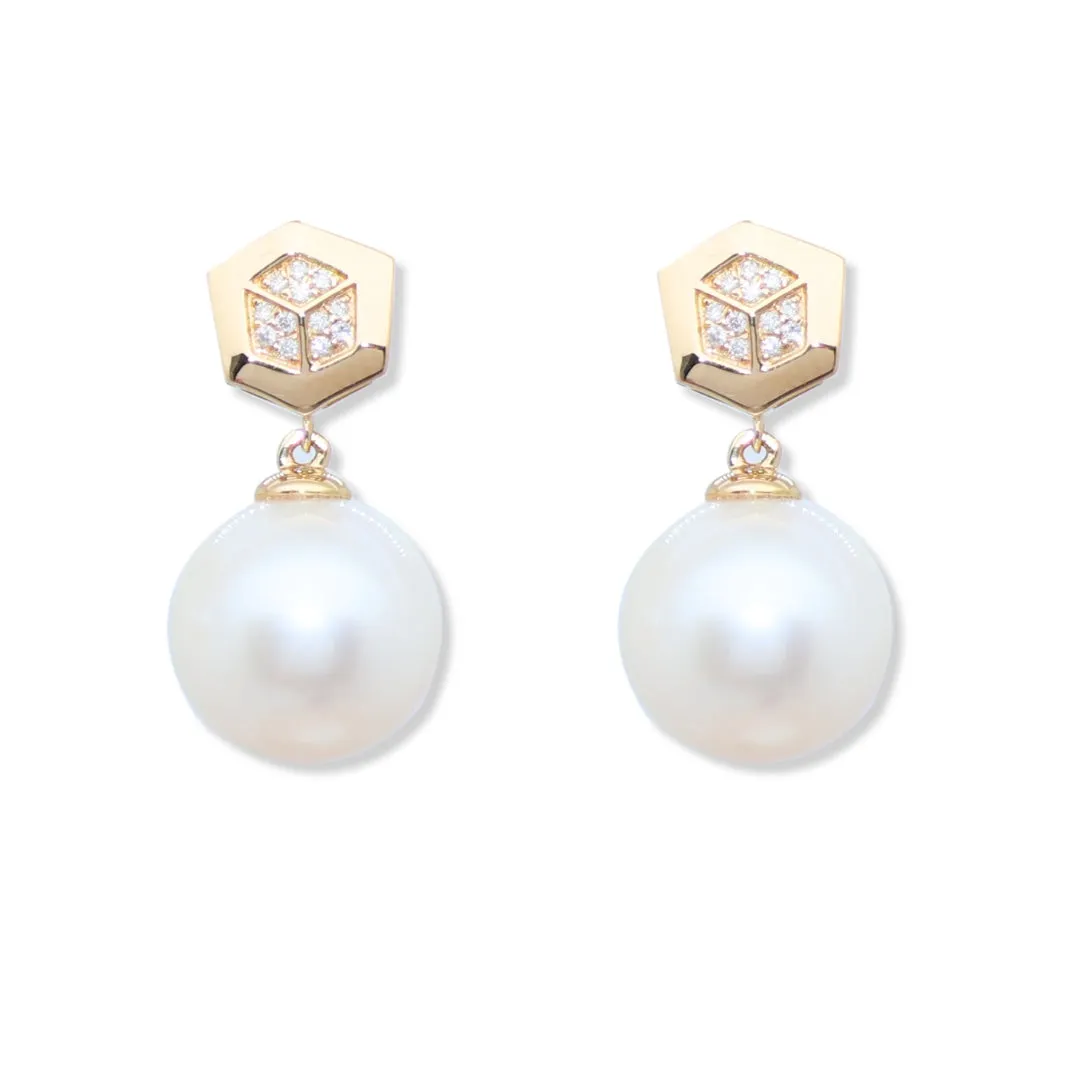 Pearl Hex Symphony Earring