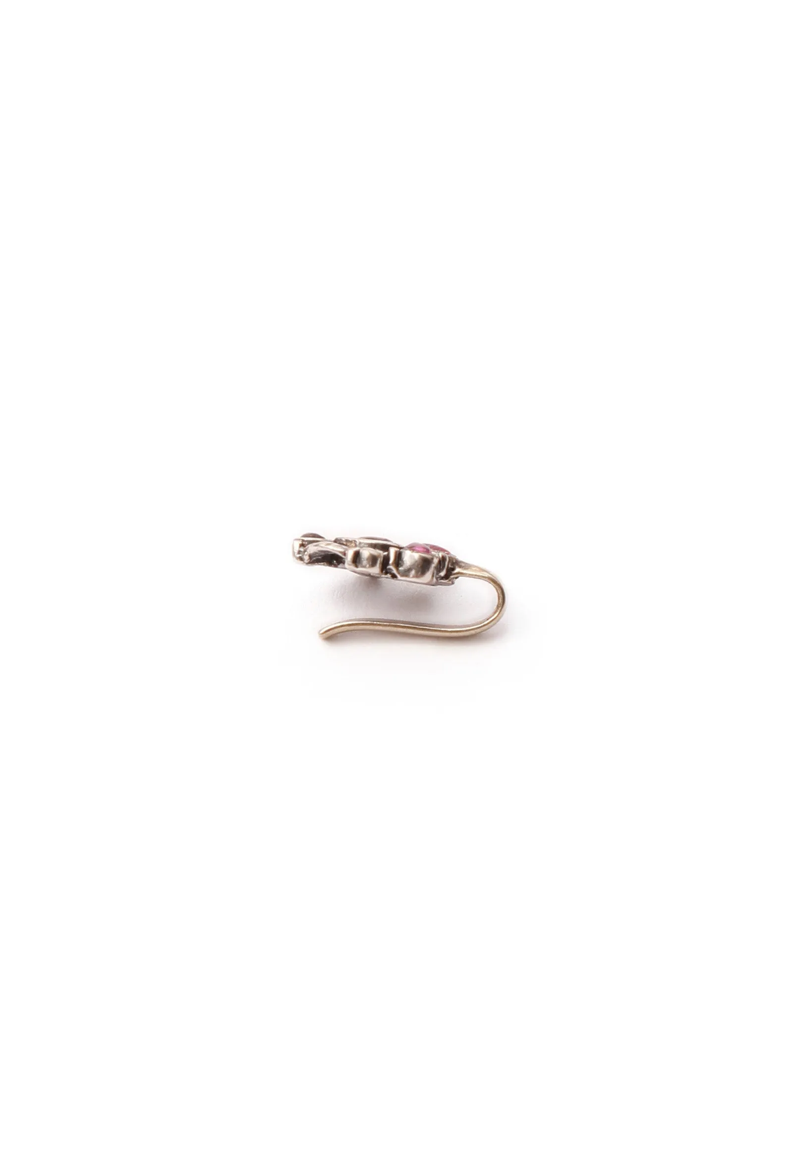 Ruhani 92.5 Sterling Silver Nose Pin