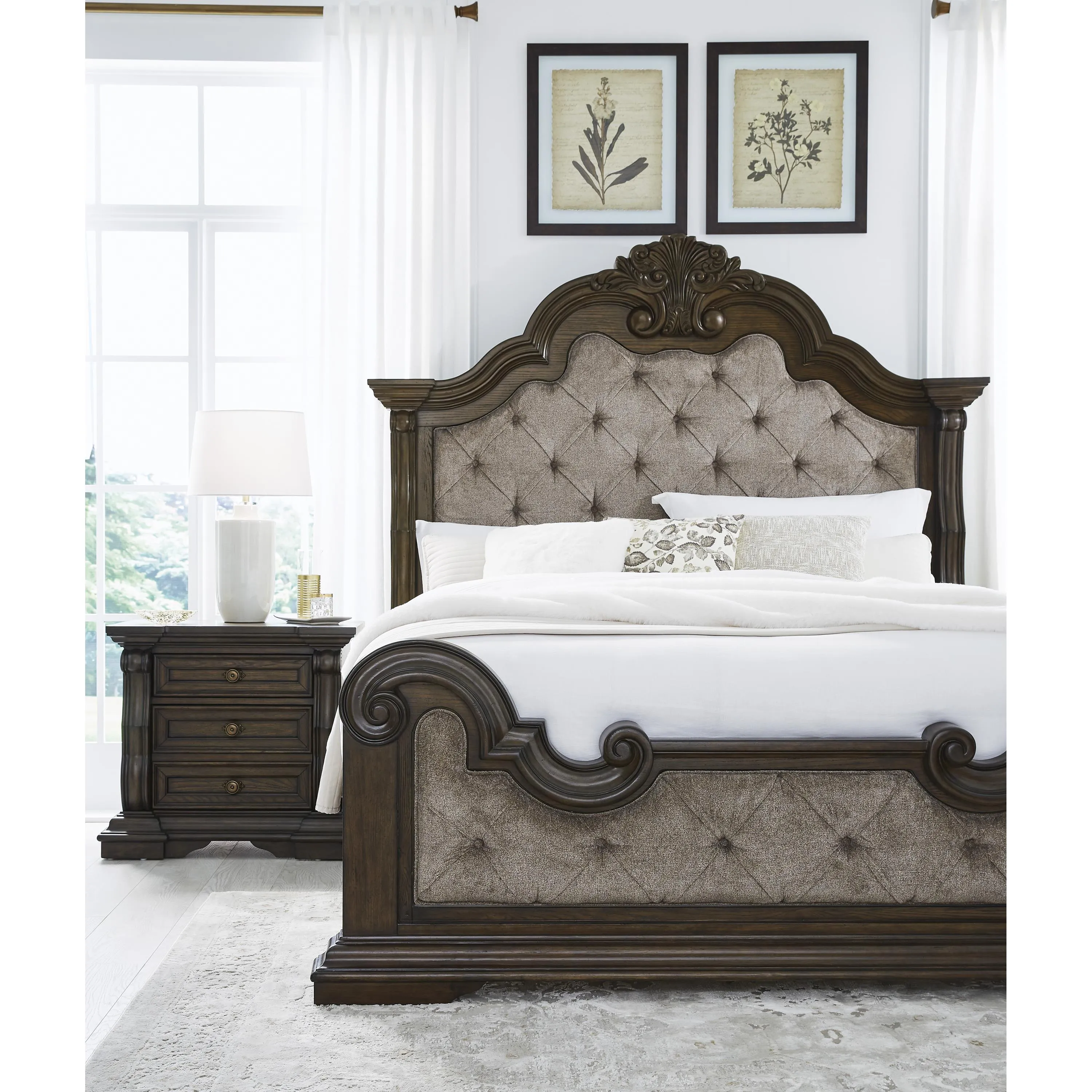 Signature Design by Ashley Maylee King Upholstered Panel Bed B947-58/B947-56/B947-97