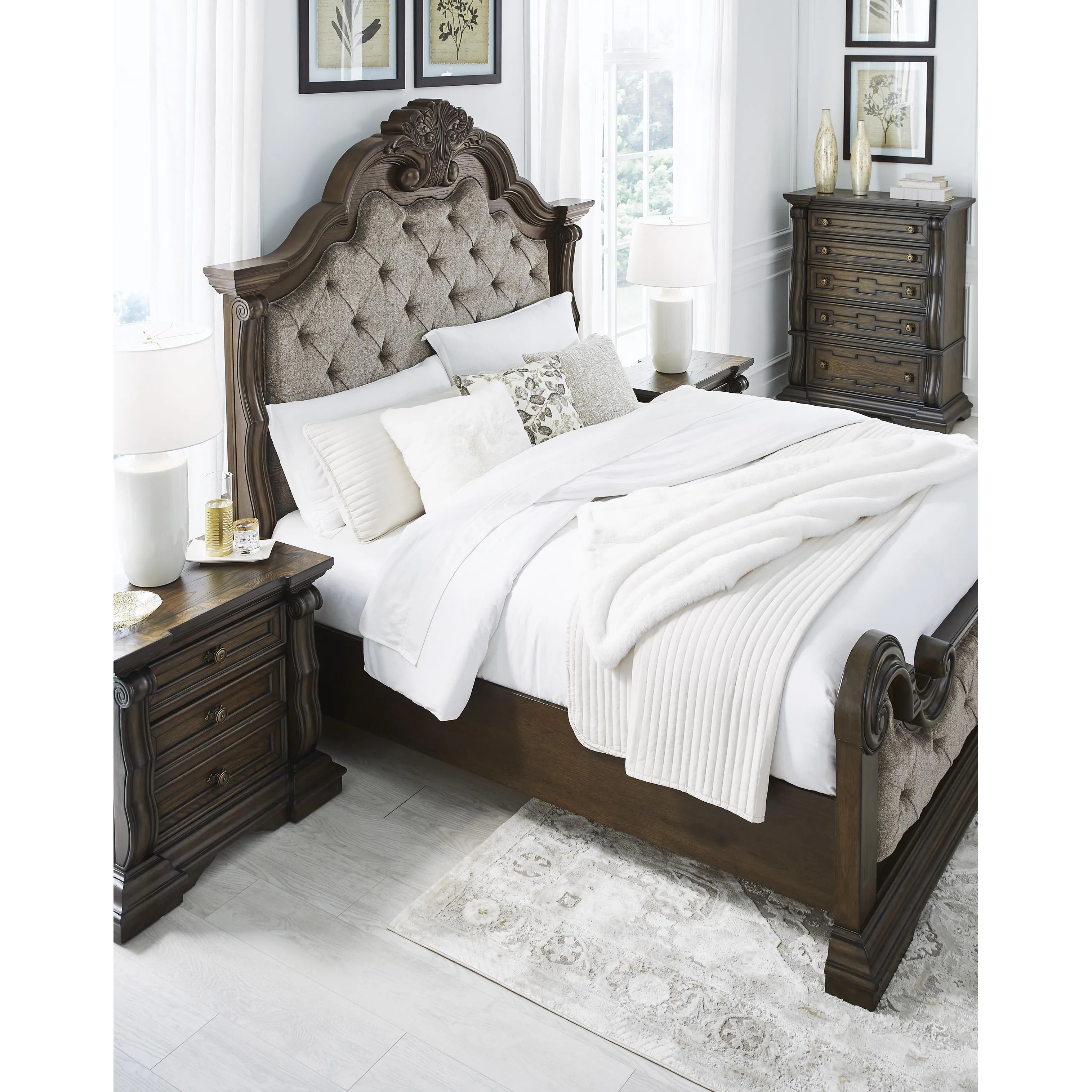 Signature Design by Ashley Maylee King Upholstered Panel Bed B947-58/B947-56/B947-97