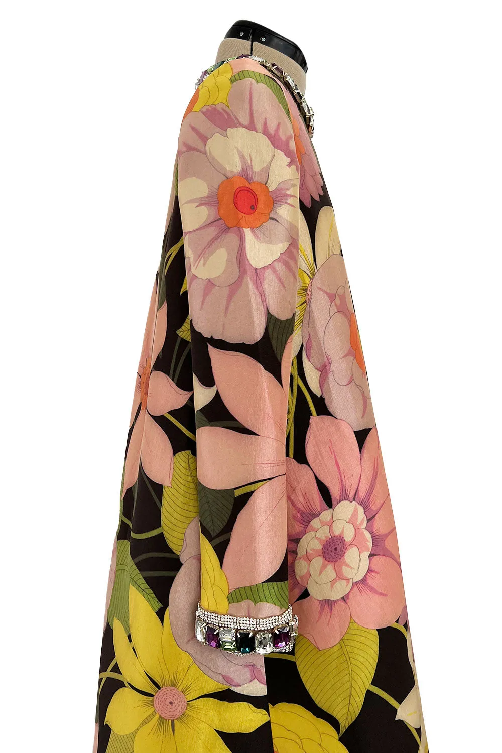 Stunning Fall 2020 Richard Quinn Runway Tropical Floral Print Dress w Jeweled Cuffs & Collar