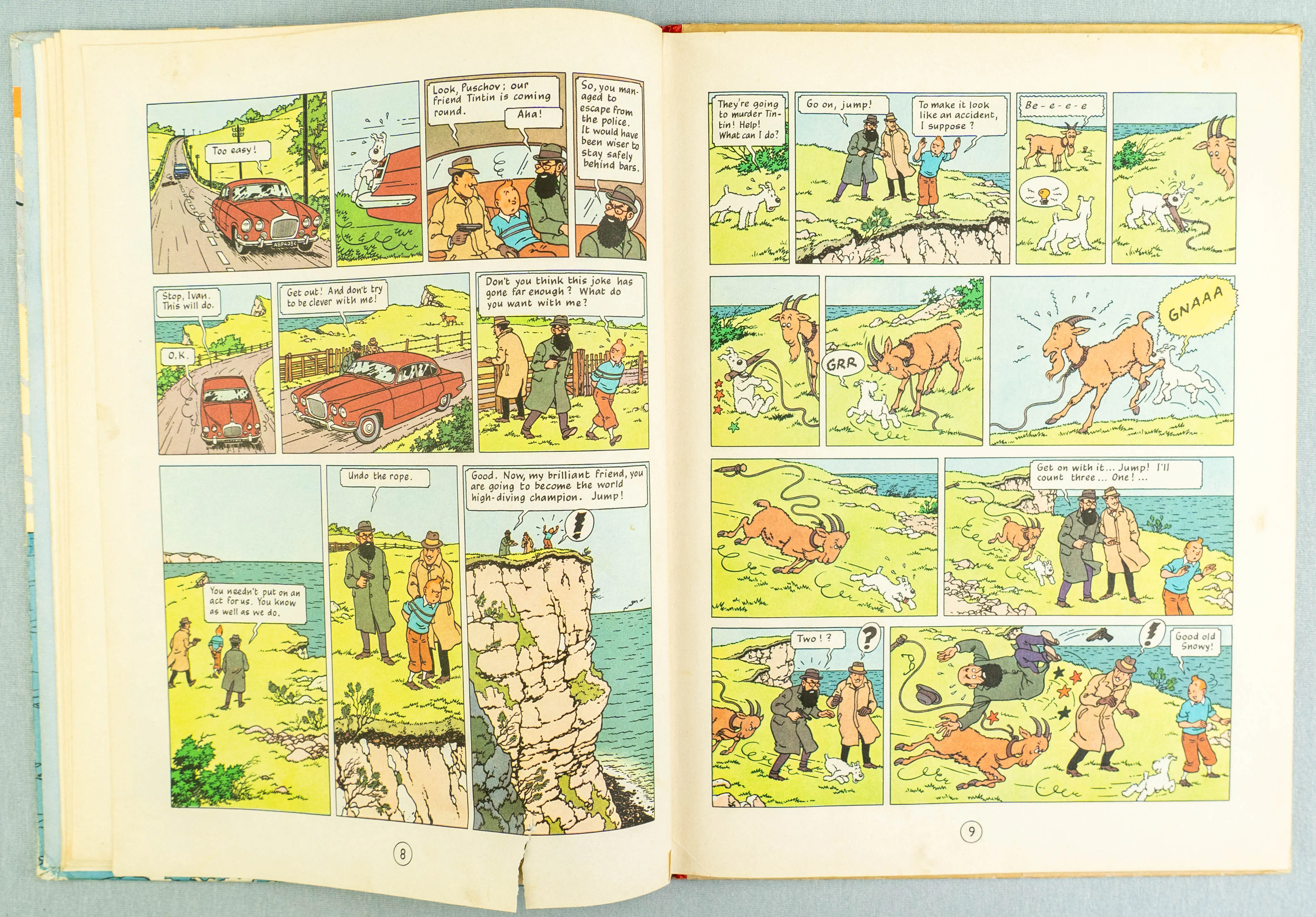 THE BLACK ISLAND Methuen 1966 1st Edition UK Hardback Rare Tintin book Herge EO