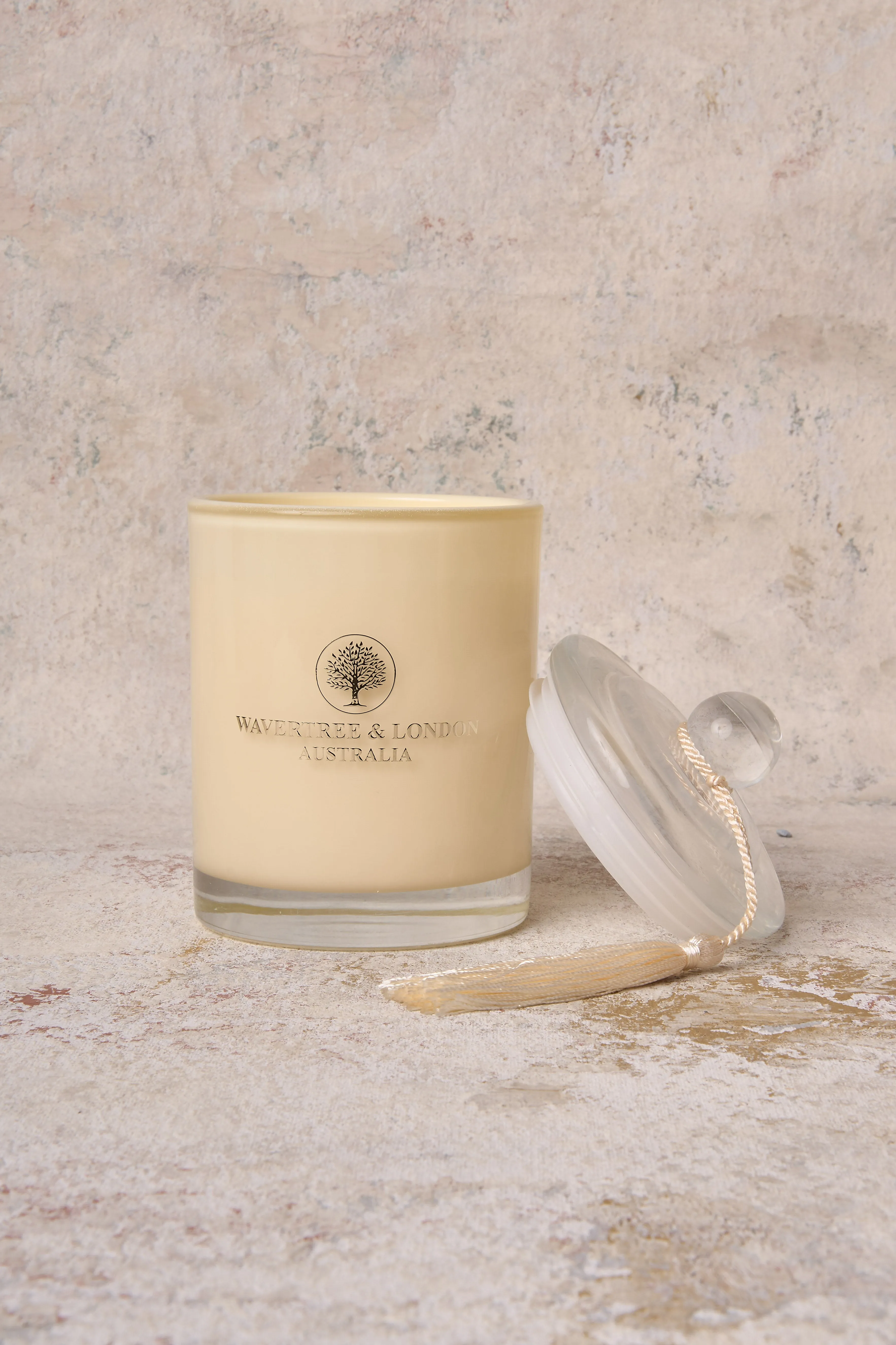 Wavertree & London Frangipani and Gardenia Candle